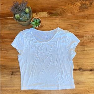 Cropped white pacsun t-shirt